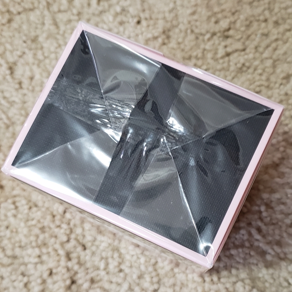 Victoria's secret sexy little things perfume - Picture 2 of 4